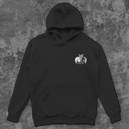 Unisex Oversize Hoodie in Schwarz mit kleinem MIRUBA Logo auf der Brust