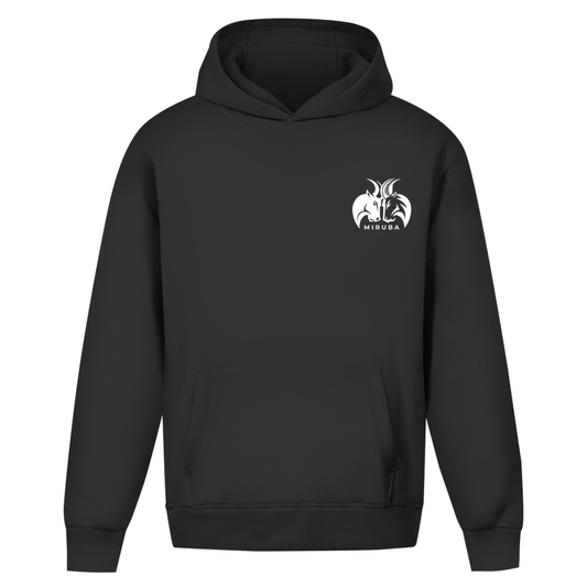 Oversize Hoodie ohne Kordel in Schwarz mit kleinem MIRUBA Logo auf der Brust